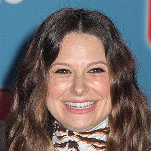 Katie Lowes Real Phone Number ≫ Updated 2020